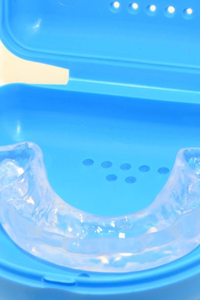 mouth-guard-teeth-grinding-dentist-new-jersey